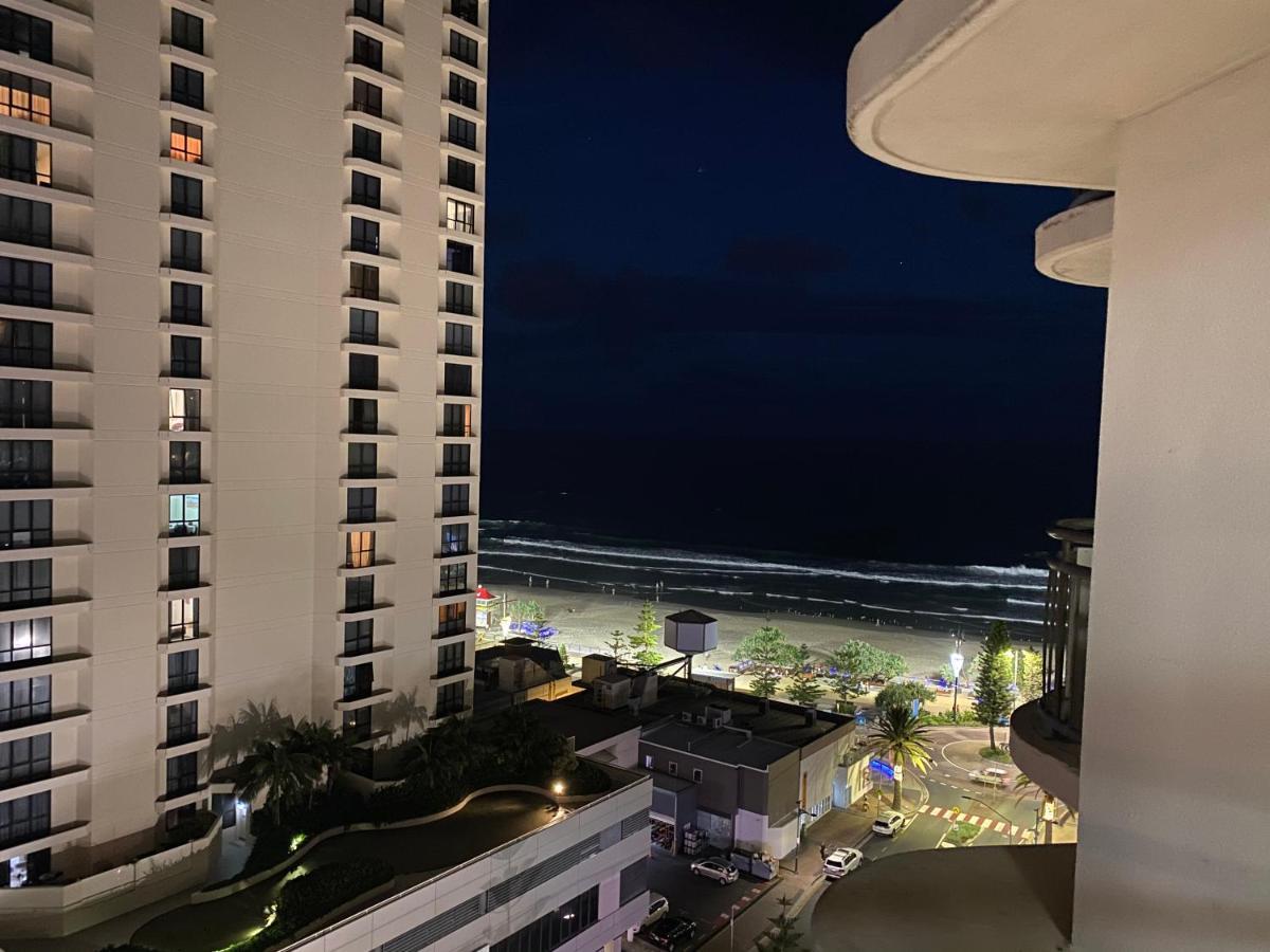 Unit 2 - Spectacular Sea Views In Surfers Paradise Голд-Кост Екстер'єр фото