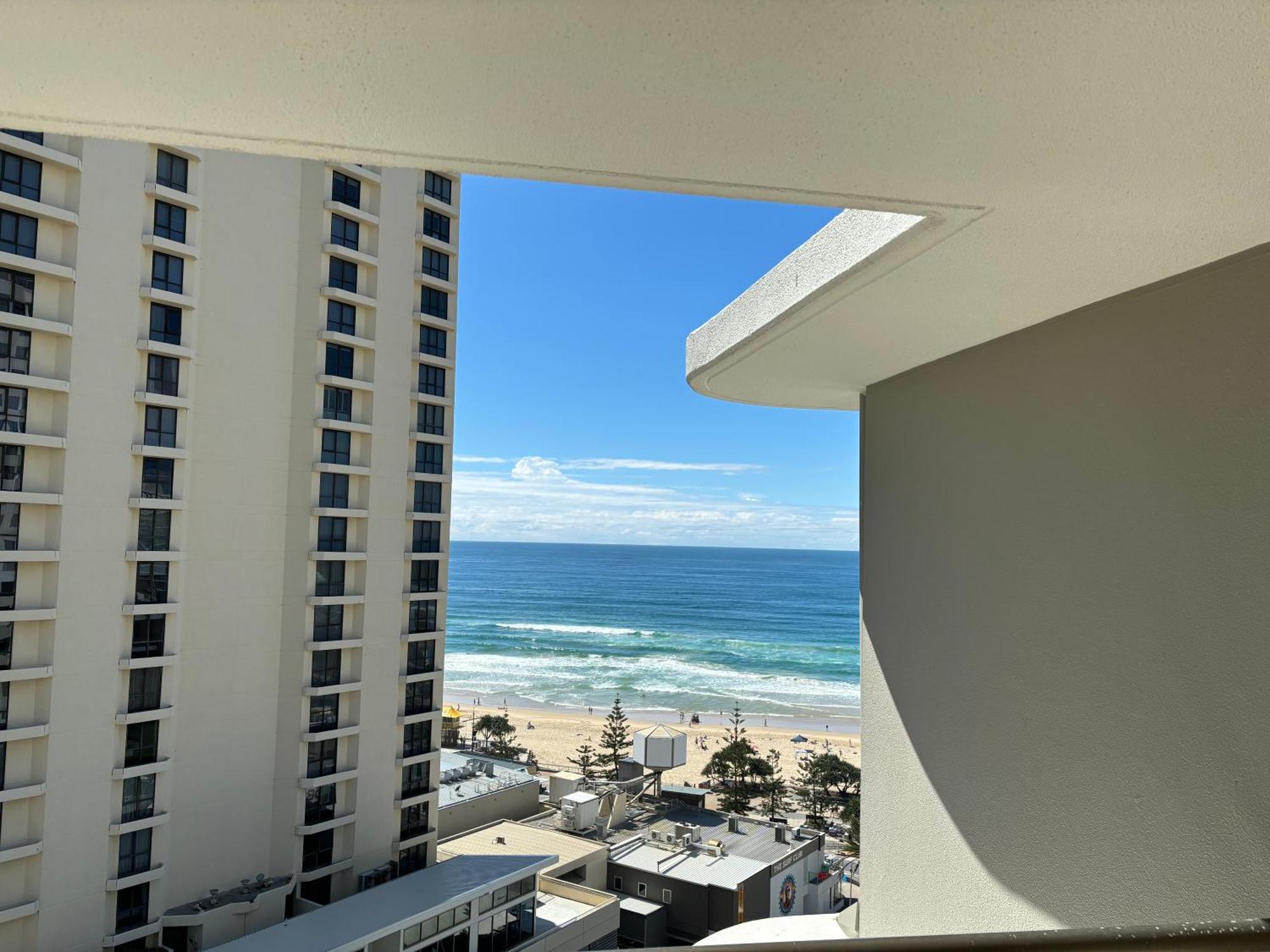 Unit 2 - Spectacular Sea Views In Surfers Paradise Голд-Кост Екстер'єр фото